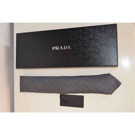 cravate prada femme|Prada .